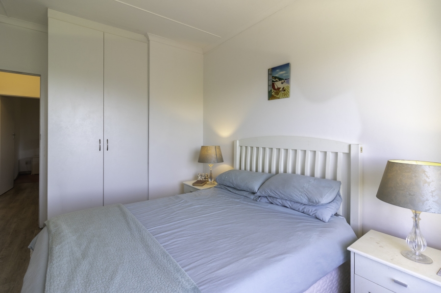 7 Bedroom Property for Sale in West Beach Eastern Cape